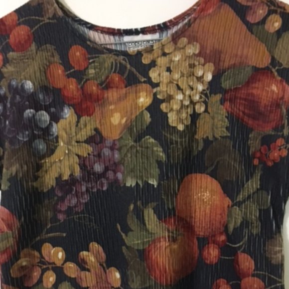 summer blouse - Picture 2 of 2